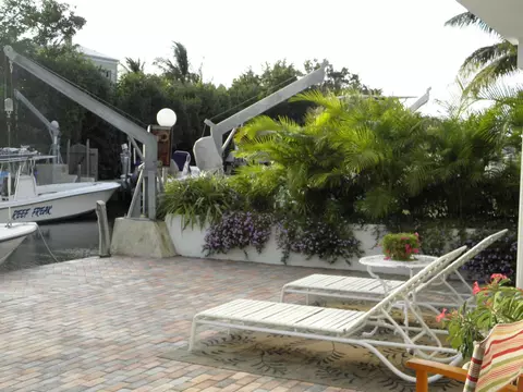 233 Apache St, Plantation Key, FL 33036 photo 32