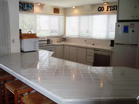 551 8th St #KEY colony, Key Colony Beach, FL 33051 photo 4