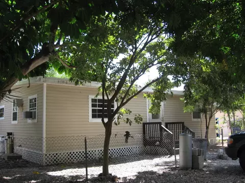 3029 Pine Ave, Big Pine Key, FL 33043 photo 1