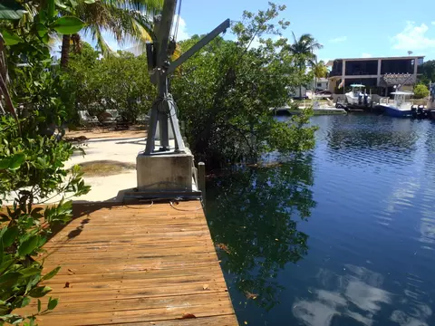 108 Harbor Ln, Tavernier, FL 33070 photo 4