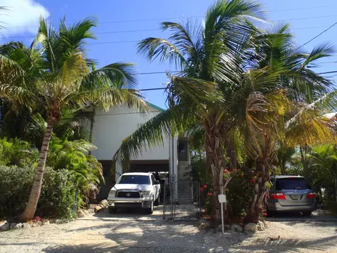 108 Harbor Ln, Tavernier, FL 33070 photo 2