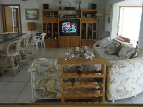 119 W Bruce Ct, Marathon, FL 33050 photo 4
