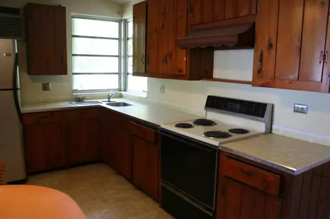 207 Apache St, Plantation Key, FL 33036 photo 4