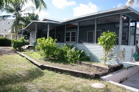 17 Swallow Rd, Key Largo, FL 33037 photo 2