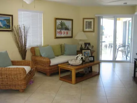 129 4th Ln, Key Largo, FL 33037 photo 2