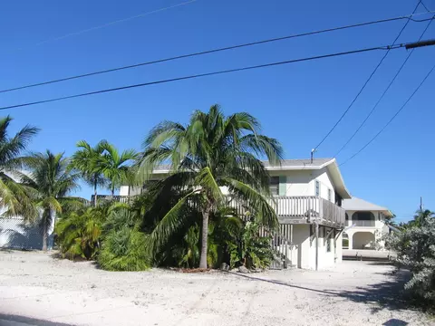29533 Flying Cloud Ave, Big Pine Key, FL 33043 photo 2