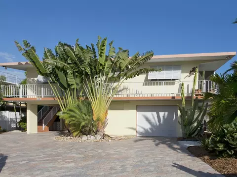 208 Mohawk St, Tavernier, FL 33070 photo 1