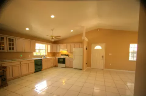 20 Bonefish Ave, Key Largo, FL 33037 photo 2