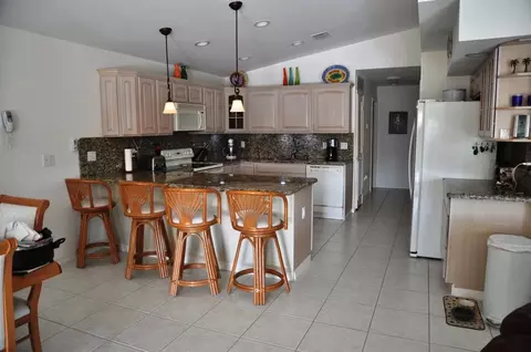 261 10th St #KEY colony, Key Colony Beach, FL 33051 photo 10