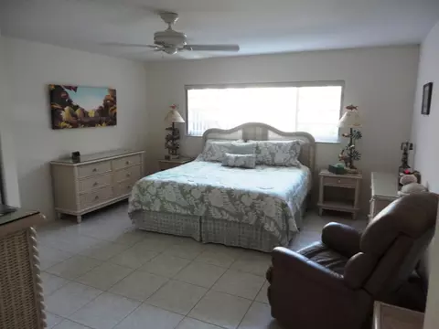 261 10th St #KEY colony, Key Colony Beach, FL 33051 photo 14