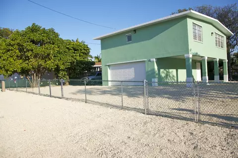 423 4th Rd, Key Largo, FL 33037 photo 3
