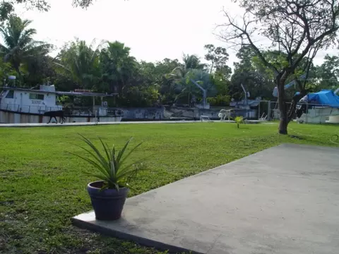 443 Ixora Dr, Big Pine Key, FL 33043 photo 6