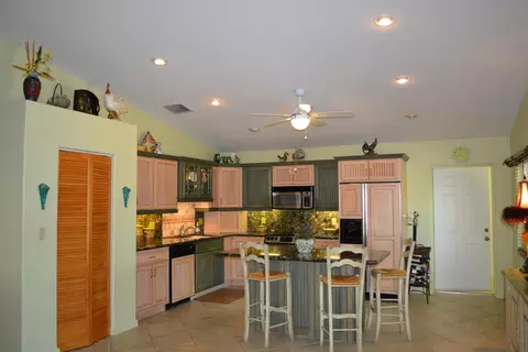 16 Snapper Ave, Key Largo, FL 33037 photo 9