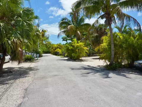 492 Pine Ln, Big Pine Key, FL 33043 photo 23
