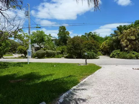 492 Pine Ln, Big Pine Key, FL 33043 photo 21