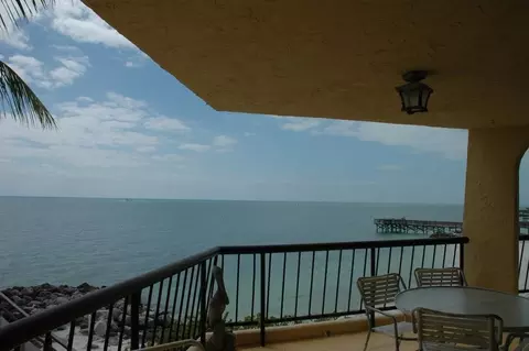 101 E Ocean Dr UNIT C-305, Key Colony Beach, FL 33051 photo 2