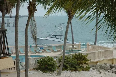 101 E Ocean Dr UNIT C-305, Key Colony Beach, FL 33051 photo 29