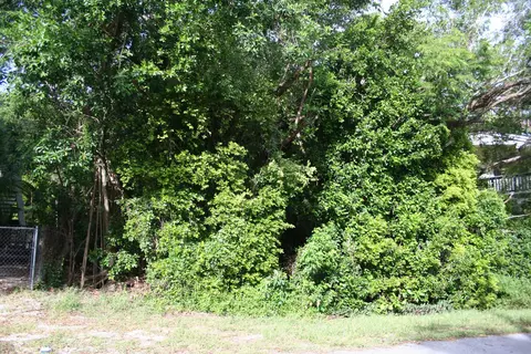 62 Central Ave, Key Largo, FL 33037 photo 1