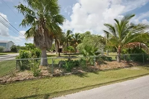 3984 Eugene Rd, Big Pine Key, FL 33043 photo 2