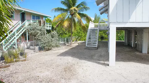 73 E Cahill Ct, Big Pine Key, FL 33043 photo 3