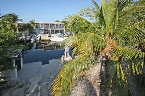 29065 Iris Dr, Big Pine Key, FL 33043 photo 9
