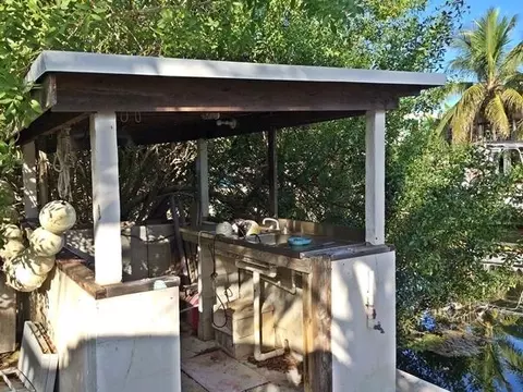 29065 Iris Dr, Big Pine Key, FL 33043 photo 6