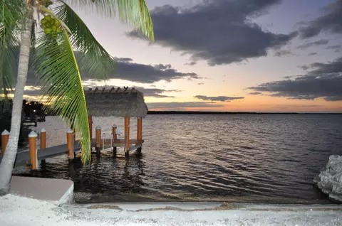 88 W Avenue E, Key Largo, FL 33037 photo 3