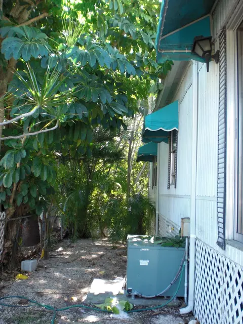 564 Gordon Cir, Key Largo, FL 33037 photo 11
