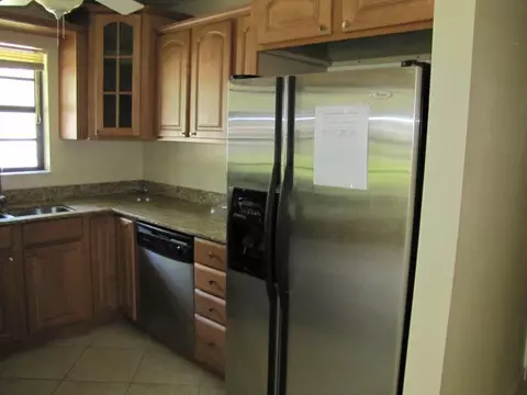 410 Collins St, Key Largo, FL 33037 photo 2