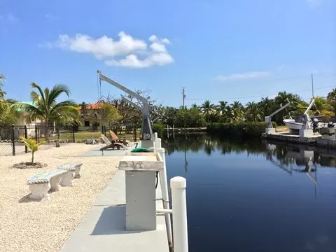 30438 Hawk Ln, Big Pine Key, FL 33043 photo 6