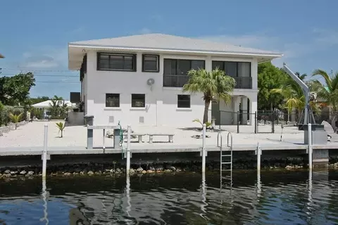 30438 Hawk Ln, Big Pine Key, FL 33043 photo 2