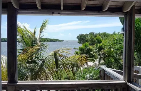 20 Cooks Is, Big Pine Key, FL 33043 photo 13