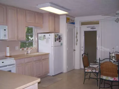 581 Ocean Dr #36, Key Colony Beach, FL 33051 photo 3