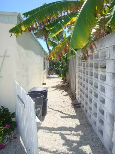 380 9th St #KEY colony, Key Colony Beach, FL 33051 photo 24