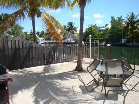 380 9th St #KEY colony, Key Colony Beach, FL 33051 photo 5