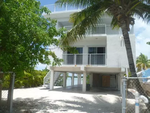 57 Coco Plum Dr, Marathon, FL 33050 photo 1