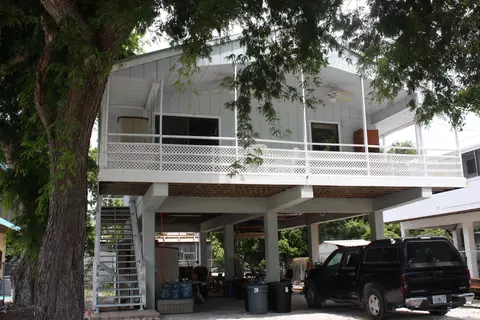 4 Pine Ave, Key Largo, FL 33037 photo 1