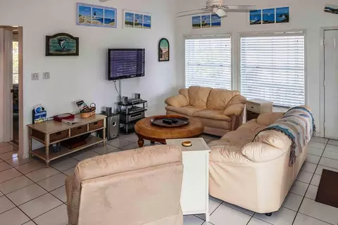 121 W Bruce Ct, Marathon, FL 33050 photo 17