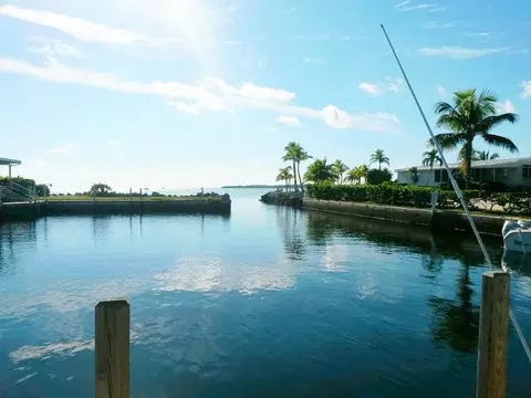 9 Old State Rd, Key Largo, FL 33037 photo 2
