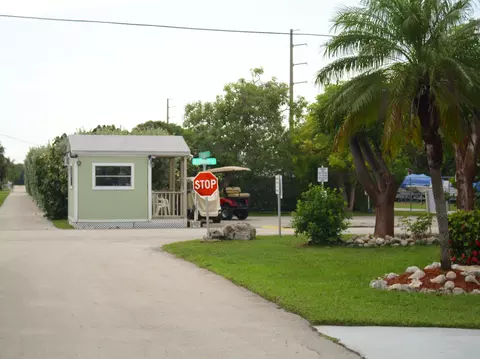 602 N Emerald Dr, Key Largo, FL 33037 photo 24