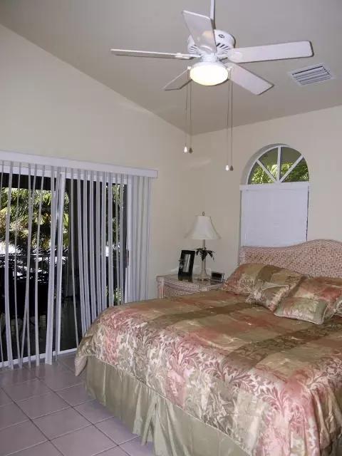 245 S Point Dr, Sugarloaf Key, FL 33042 photo 26