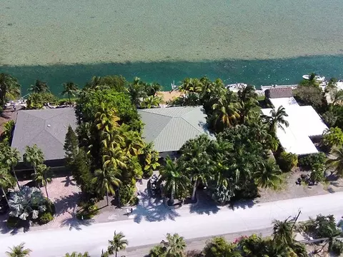 245 S Point Dr, Sugarloaf Key, FL 33042 photo 50