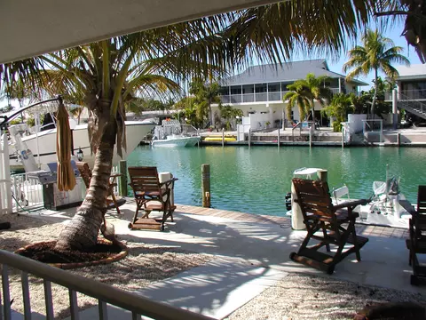 341 9th St #KEY colony, Key Colony Beach, FL 33051 photo 3