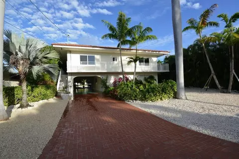 660 12th St #KEY colony, Key Colony Beach, FL 33051 photo 1