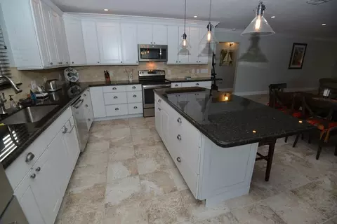660 12th St #KEY colony, Key Colony Beach, FL 33051 photo 17