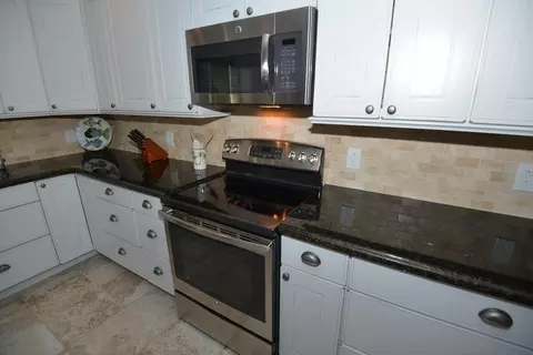 660 12th St #KEY colony, Key Colony Beach, FL 33051 photo 18