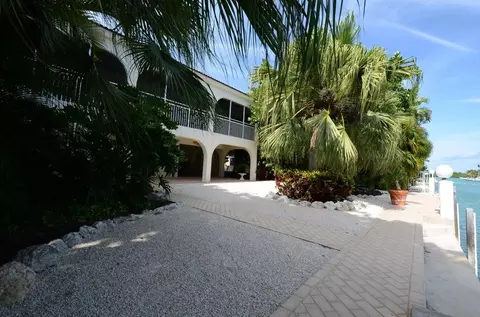 660 12th St #KEY colony, Key Colony Beach, FL 33051 photo 4