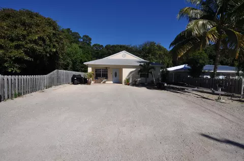 655 Cabrera St, Key Largo, FL 33037 photo 9