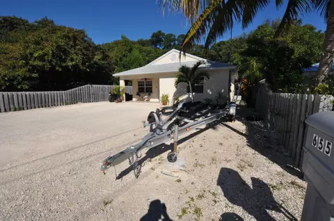 655 Cabrera St, Key Largo, FL 33037 photo 11