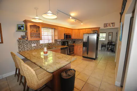 655 Cabrera St, Key Largo, FL 33037 photo 1
